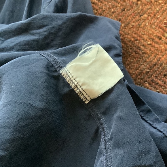 Equipment navy blue silk blouse small - Picture 4 of 5